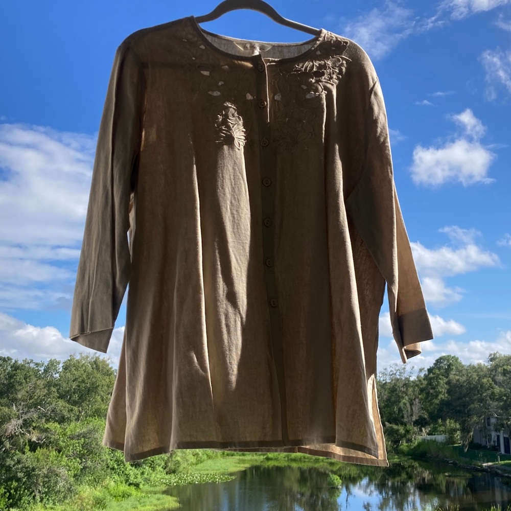 Chic Tan Blouse with Floral Embroidery SIZE:18